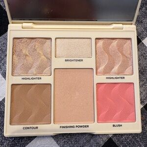 Cover FX Light-Medium Perfector Face Palette